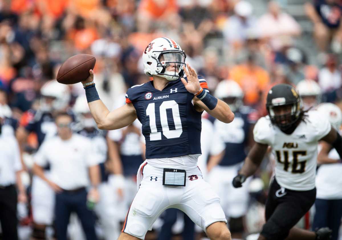 Auburn and its QB Bo Nix rolled over its first two opponents, but now must go to Happy Valley and play Penn State